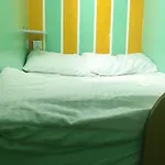 Ruby Star Hostel Dubai Loft Bed Partition G