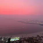 Spectacular Seaview Apt Your Coastal Dream Awaits
