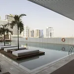 Executive 1 Bedroom At Upside Living, Business Travel Ready