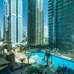 Homesgetaway- 2Brluxury Apartment At Marina Gate 2