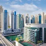 Luxury 1 Bedroom Marina View, Sleeps 5, 1 Min To Metro