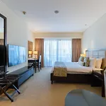 Spacious, Modern Studio In Marina Dubai
