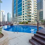 Heaven Crest Vacation Homes Dubai Marina - 4 Bedroom Suite With Marina View Near Jbr Beach, Free Parking, Wi-Fi, Gym And Pool