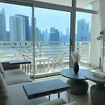 1Br Suit With Full Canal View - Down Town