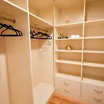 Panoramic Burj&Fountain View 3 En-Suite Br+Office Residence