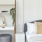 Frank Porter - Marina Residence Tower B