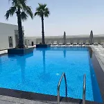 شقة في مجمع