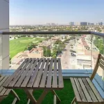 Luxury Studio - Golf Views - Sports City, Dubai
