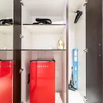 Luxury Studio - Golf Views - Sports City, Dubai