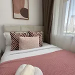 Cozy 2Bhk Near Burj Khalifa