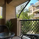 Serene Oasis In Downtown Dubai - Just 5 Min Walk To Burj & Mall!