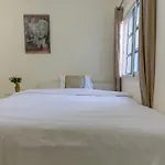 Relaxing Private Rooms In Compound Housing Near Burj Alarab Villa 124