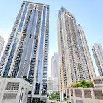 New I Modern I 1Bdr I 17 Icon Bay Tower 2