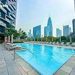 Higuests - Sky-High Experience Luxe Living On The 24Th Floor