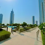 Modern 2Br Near Dubai Mall & Burj Khalif