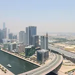 1Bhk With Marina And Partial Sea Views
