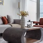 Shoresinn - Artistic Retreat In Dubai Marina