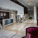 Hostel Intercube