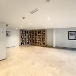 Bright & Spacious 1Br In Downtown With Balcony L Close To Dubai Mall