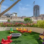 Heavenly Studio In Jvc With Lots Of Dining Options Nearby