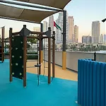 Luxury Home With City Views Near Dubai Mall 196Gr-1