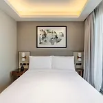 2Br Address Opera Residences Downtown