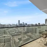 Chic 2Br For 6 With King Bed, Pool, Stunning Views