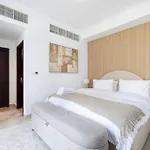 Luxurious 1-Bed, 2-Bath With Burj Khalifa Views