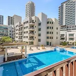 Waves - Comfortable 1Br Getaway In Jvc With Park Views