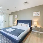 Beach And City Lifestyle In 2 Bed Holiday Home Jbr