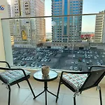 Bella Inn - Luxury Private Master Rooms With Balcony