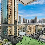 First Class 2Br With Full Dubai Downtown Skyline View