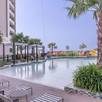 Modern Cozy 2-Bedroom Apartment In Business Bay