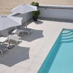 Spacious Modernized 2 Bedroom And Duplex 4 Br Apartments By Taskeen Holiday Homes