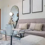 Serene 1-Bedroom Apartment Perfect For Family In Dubai Marina