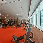 A Fabulous 1 Bedroom Apartment In Marina Pinnacle