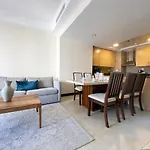 Best Of Jlt Goldcrest With Full Lake View Apartment In Jlt 4 Ppl Early & Late Check-In 10Mn To Marina Metro Station