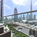 Elegant 1Br With Burj Khalifa Views