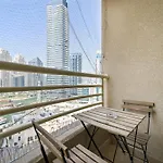 Lovely 1Br In Manchester Tower With Pool And Gym