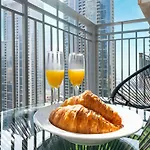 Chic 1Br Fountain-View Flat Downtown Burj Khalifa