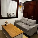 Luxury Room With Lake View In Jbr