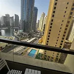 Luxury Room With Lake View In Jbr
