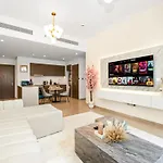 Signature Series 1 Bedroom Apartment I Free Parking, Gym, Pool I Playstation 5 I By Skyline Serenity