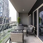 Stylish 2 Bedroom Apt In Business Bay Dubai