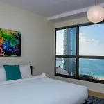 Stylish Jbr Apartment, Steps From The Beach