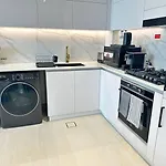 Comfortable 1Br Jvc Balcony Parking