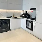 Comfortable 1Br Jvc Balcony Parking