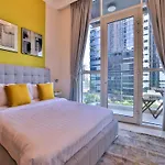 Luxe Apartments Near Dubai Mall Burj Khalifa Pool Gym Parking