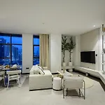 Full Burj Khalifa & Canal View I 7 Mins To Dubai Mall I Exclusive 2Bhk For Up To 6 People