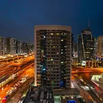 Luxury Apartment In The Heart Of Dubai Marina